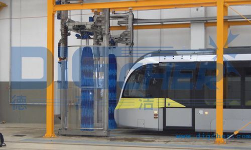 德高潔有軌電車側面刷洗系統